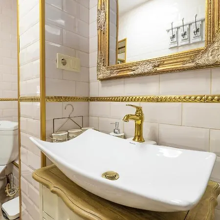 Апартамент Stylish 1bd Flat With A Terrace Near The Centre Of By Flat Mаnager
