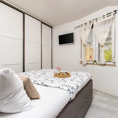 Stylish 1bd Flat With A Terrace Near The Centre Of By Flat Mаnager Apartament *