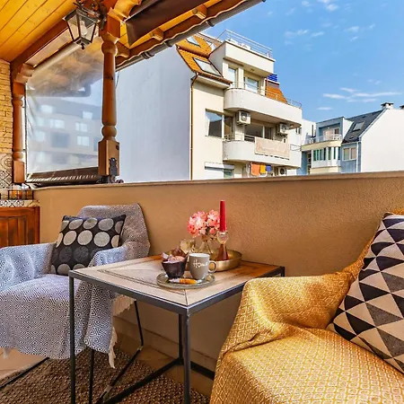 Apartament Stylish 1bd Flat With A Terrace Near The Centre Of By Flat Mаnager Płowdiw